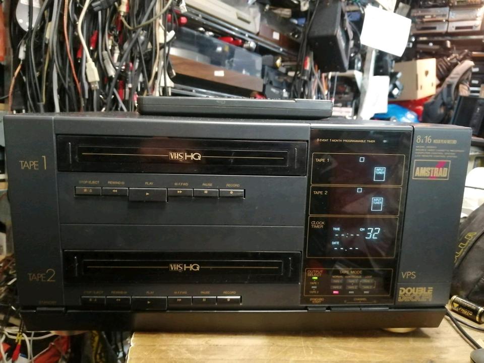 AMSTRAD DD8904, Doppel-Videocassettenrecorder, DEFEKT!,,