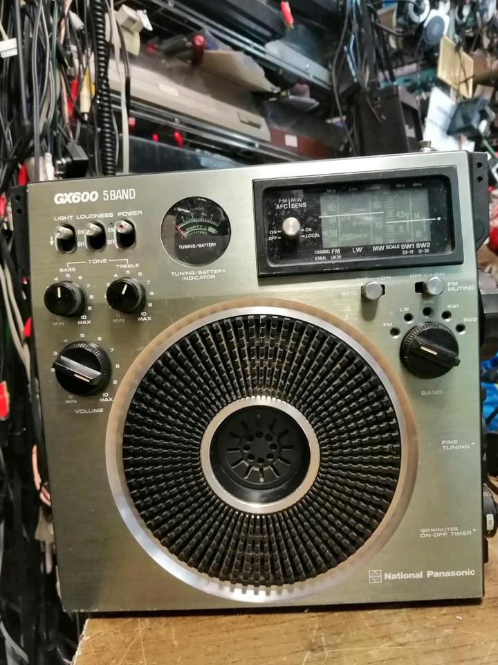 PANASONIC GX600, 5Band Radio mit Netzkabel!!