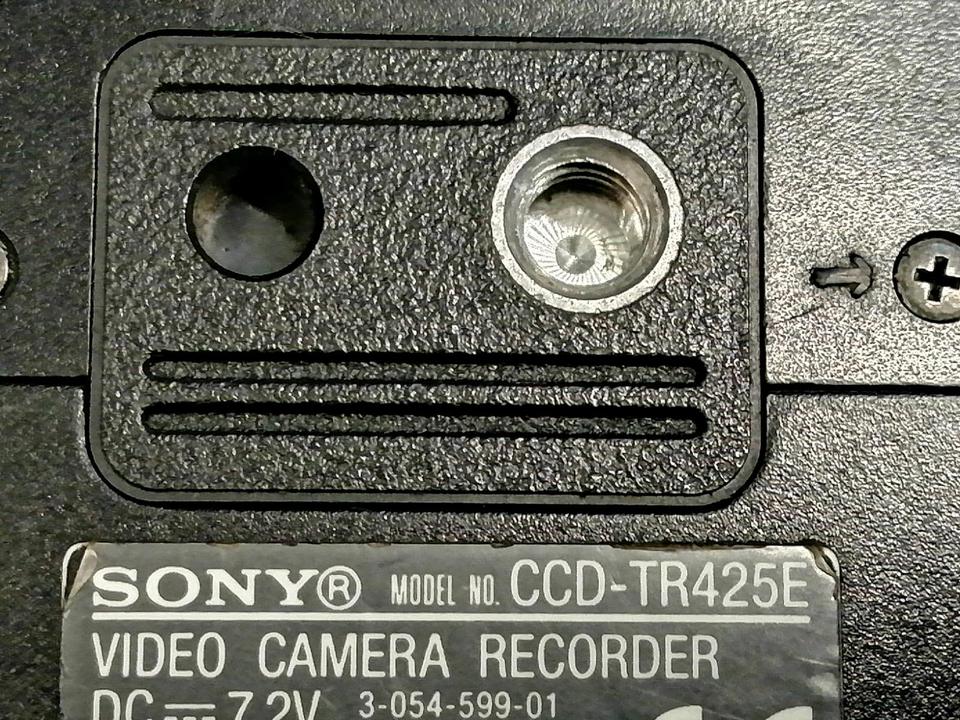 SONY CCDGTR425E, Videocamera Hi8 und Video 8, mit Zubehör!!!