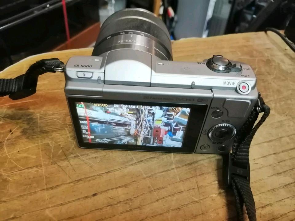 SONY ALPHA ILCE 5000, Digital-Kamera+Objektiv und Zubehör!