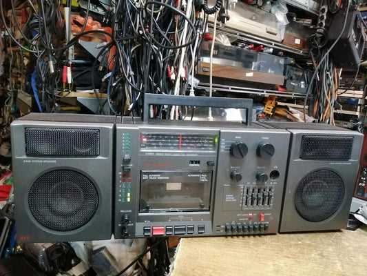 RFT EAW Audio 145, Radio-Cassetten-Recorder, etwas DEFEKT!!!