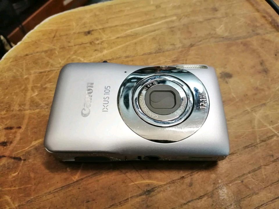 CANON IXUS 105, Digital-Kamera mit Zubehör!! Toll!!