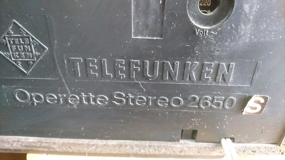 TELEFUNKEN Operette Stereo 2650 S, Radio ohne Boxen!!