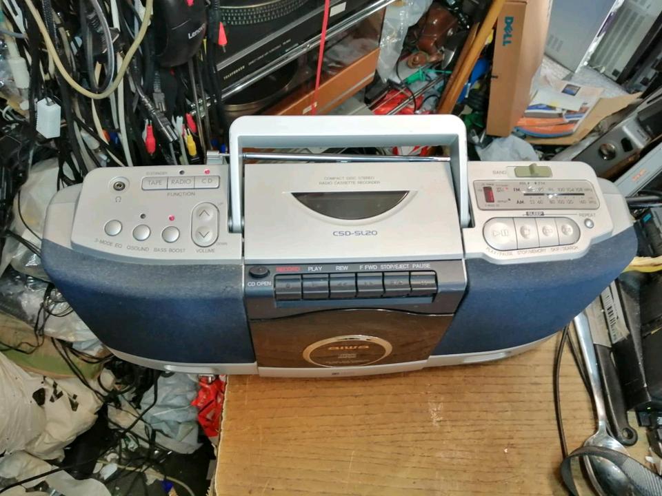 AIWA CSD-SL20 Radio-Cassetten-Recorder mit CD, guter Zustand!!