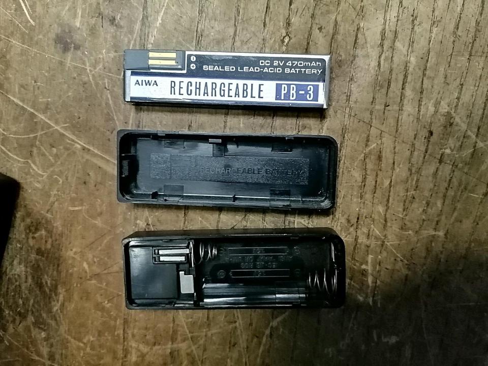 AIWA HS-J303, Walkman mit Original-Akku, DEFEKT!!!