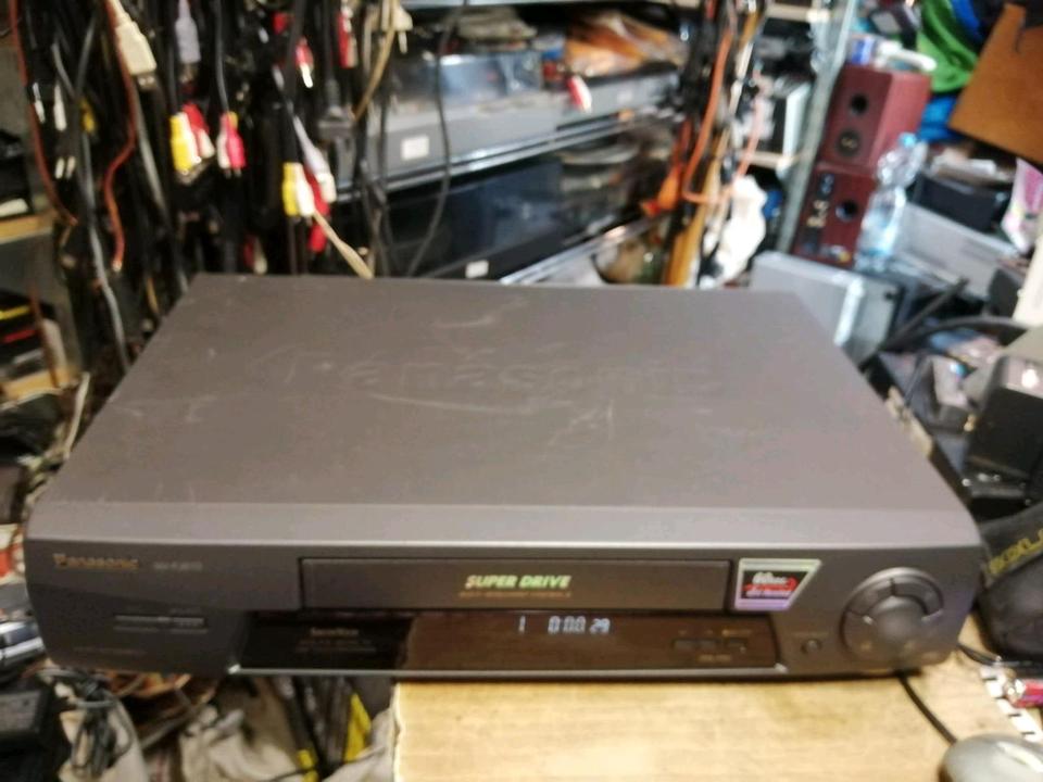 PANASONIC NV-FJ610EG-K, Videocassettenrecorder, guter Zustand!!