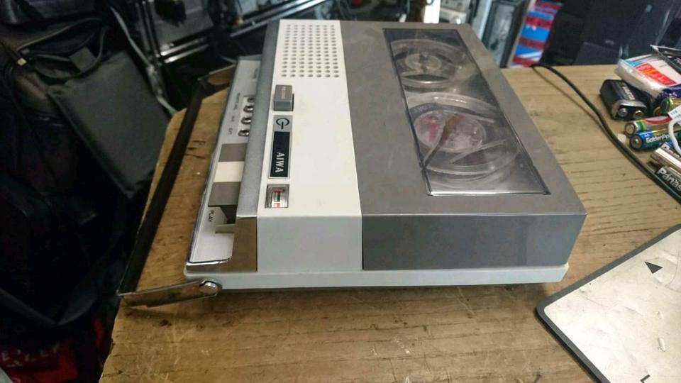 AIWA TP-703, kleines Tonbandgerät, Rücklauf geht schwach!!