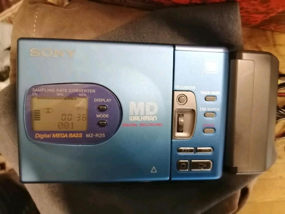 SONY MZ-R35 portable Minidisc-Recorder mit Zubehör!!!