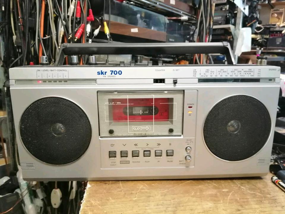 RFT SKR 700, Radio-Cassetten-Recorder mit NEUEN Antriebsriemen!!