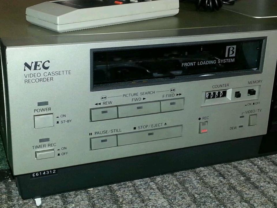 NEC PVC-764E BETAMAX; Videocassetten-Recorder