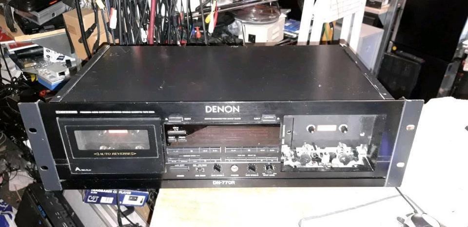 DENON DN-770R, Doppelcassetten-Deck, rechte Cassettenklappe fehlt