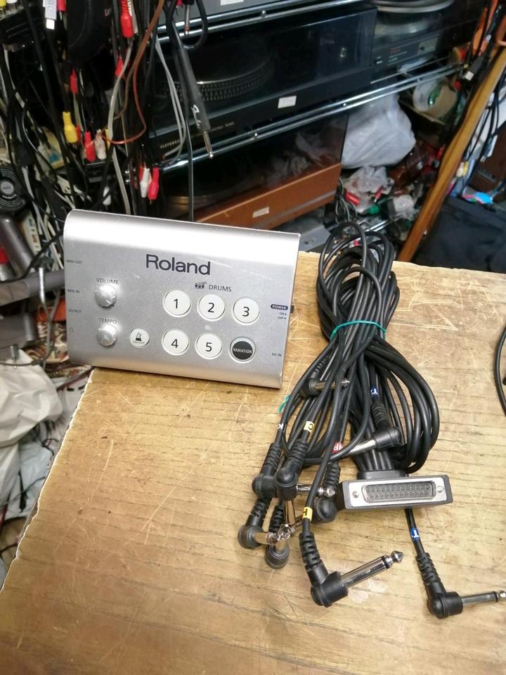 ROLAND HD-1 Drum Sound Modul mit Universal-Adapter!!!