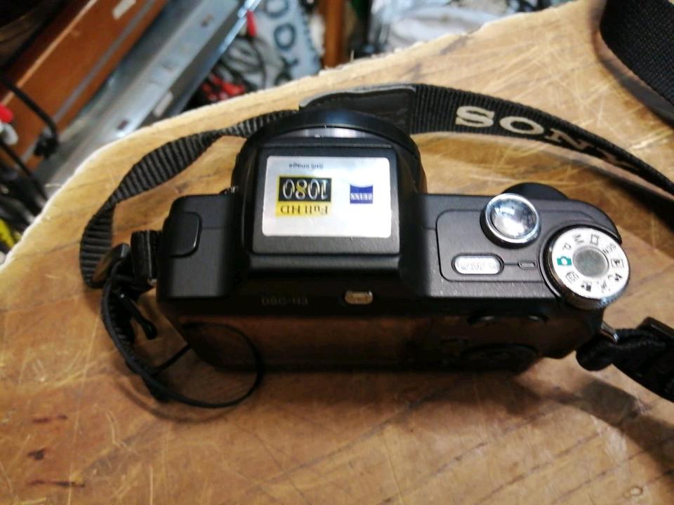 SONY DSC-H3, Digital-Kamera mit Zubehör, OHNE Speicherkarte!!