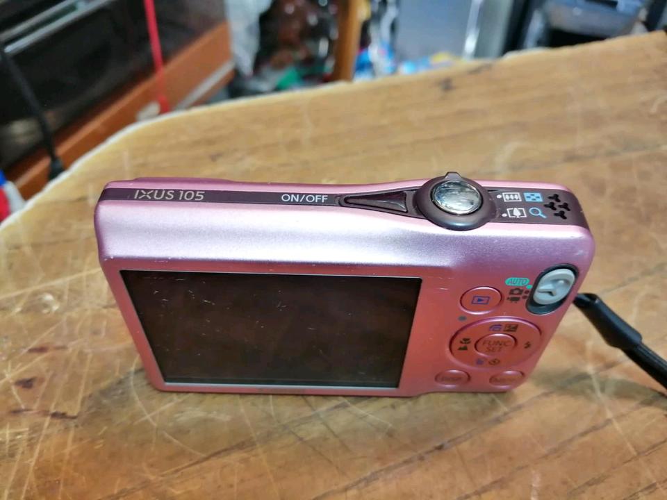 CANON IXUS 105, Digital-Kamera mit Zubehör!!
