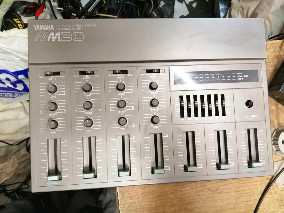 YAMAHA MM30 Portable Mixer, guter Zustand!!!