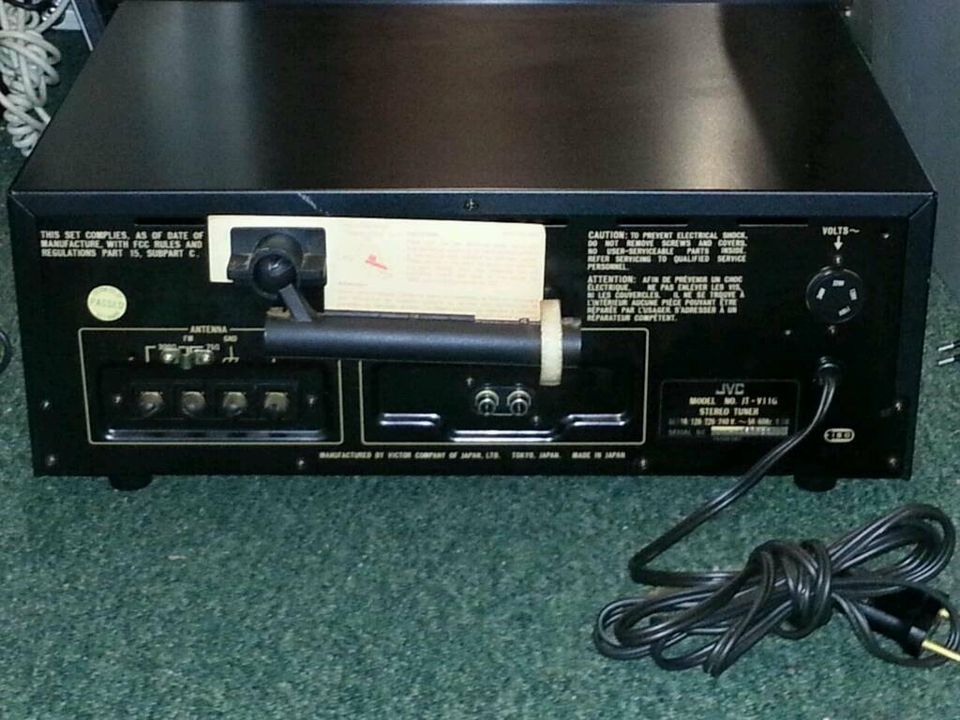 JVC JT-V11G; Stereo Tuner, guter Zustand!