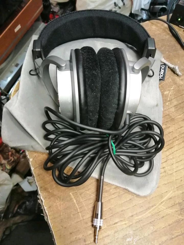 ROLAND RH-A30, Kopfhörer mit 3,5mm Klinkestecker! guter Zustand!!