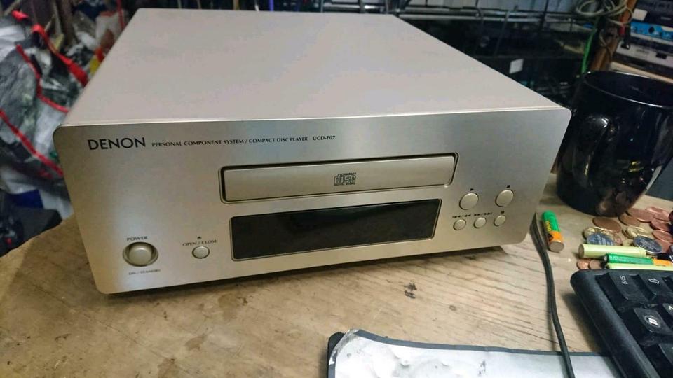 DENON UNIT No. UCD-F07, CD-Player OHNE Fernbedienung, DEFEKT!!