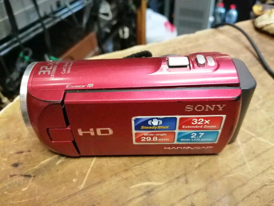 SONY HDR-CX220E, Digital HD Videocamera mit Zubehör!!!