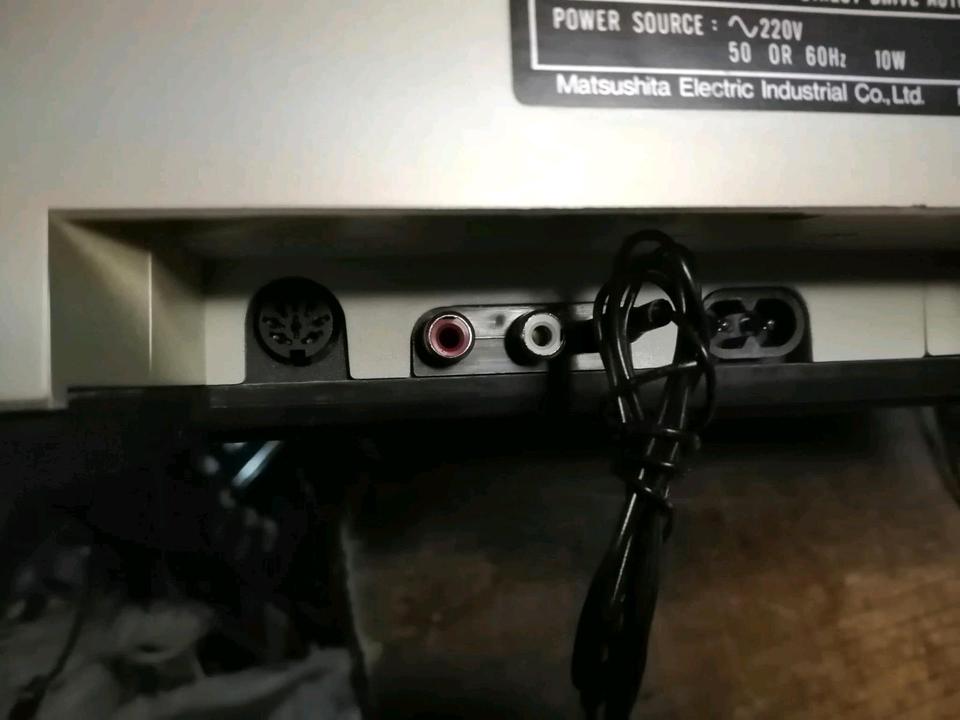 TECHNICS SL-DL5, Plattenspieler, etwas DEFEKT!!!