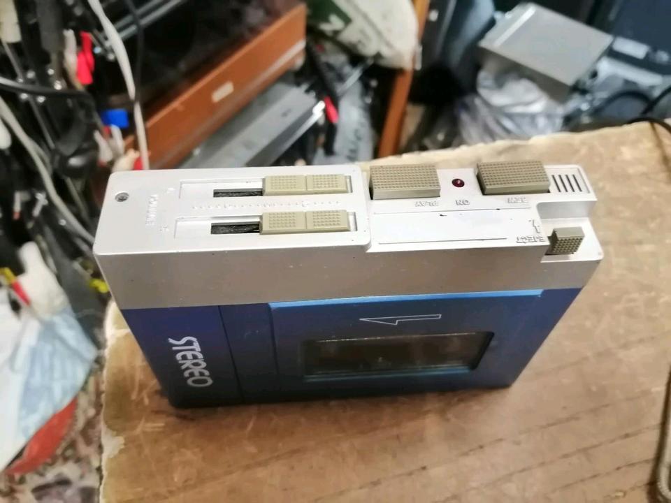 "FELLOW" Model FE-I, Walkman OHNE Adapter!!