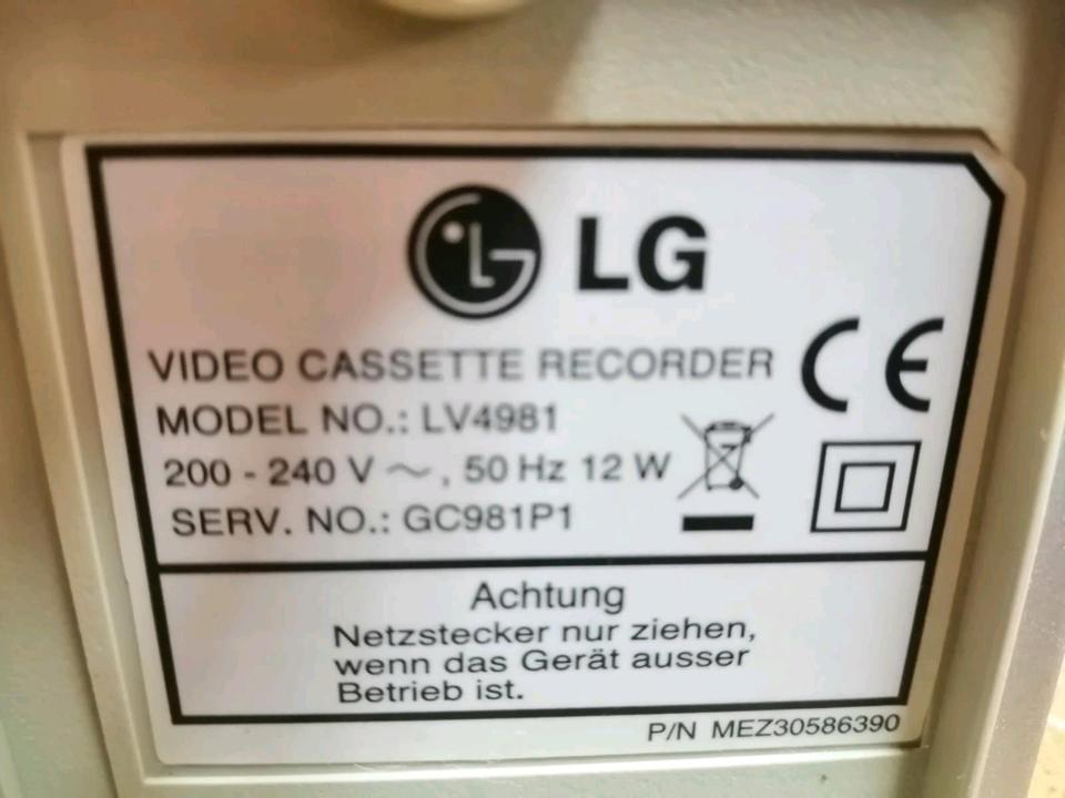 LG LV4981, Videocassettenrecorder mit Original-Fernbedienung!!