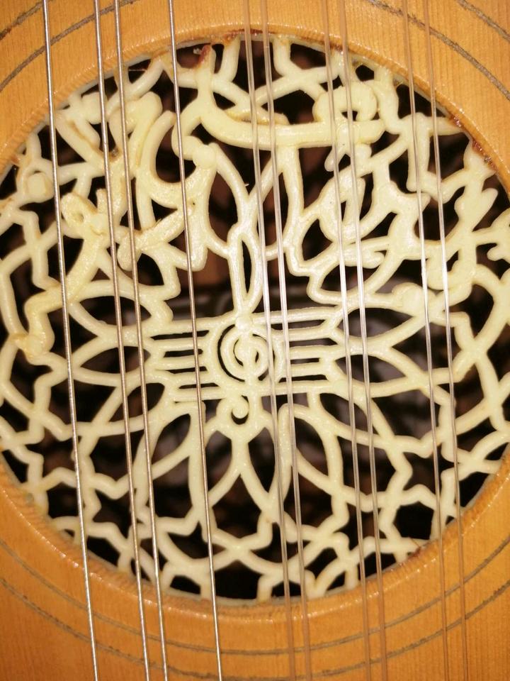 OUD arabisch "Yasen Ali Khalifa" Baujahr: 1990, made in Syrien!!