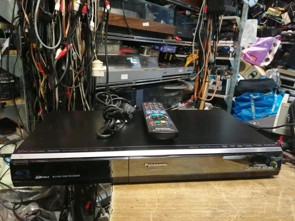 PANASONIC DMR-BS750, Blu-Ray-Recorder, 250 GB Festplatte HDD!!
