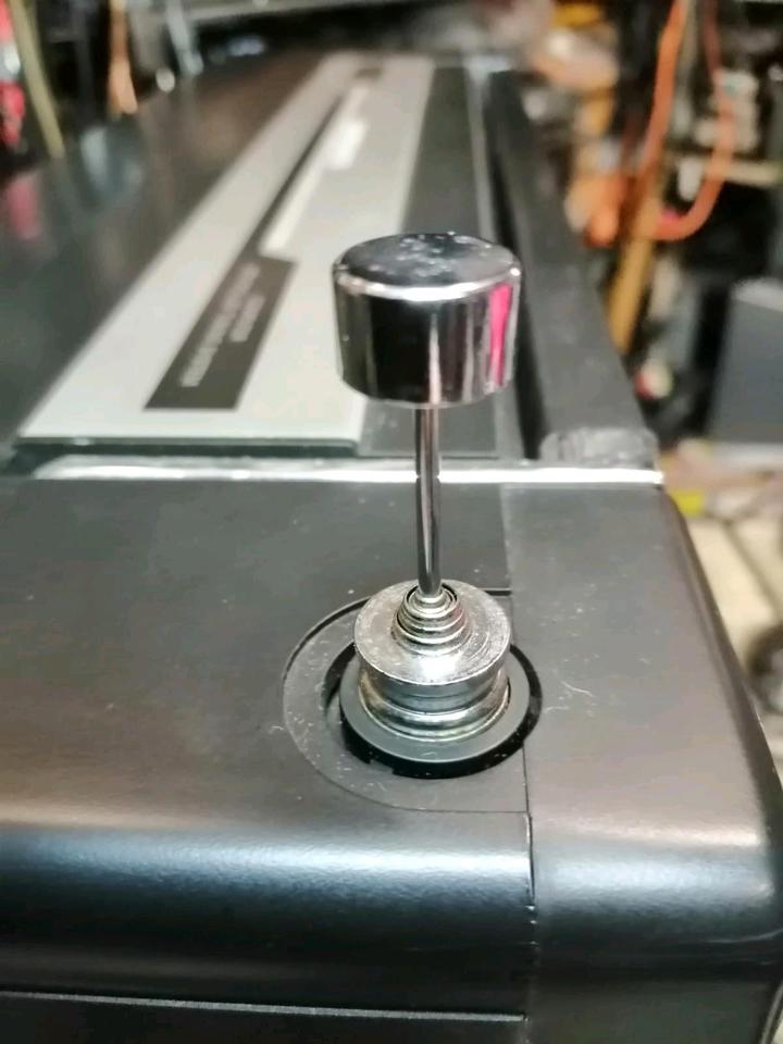 GRUNDIG 600 Professional, Radio, etwas DEFEKT!!