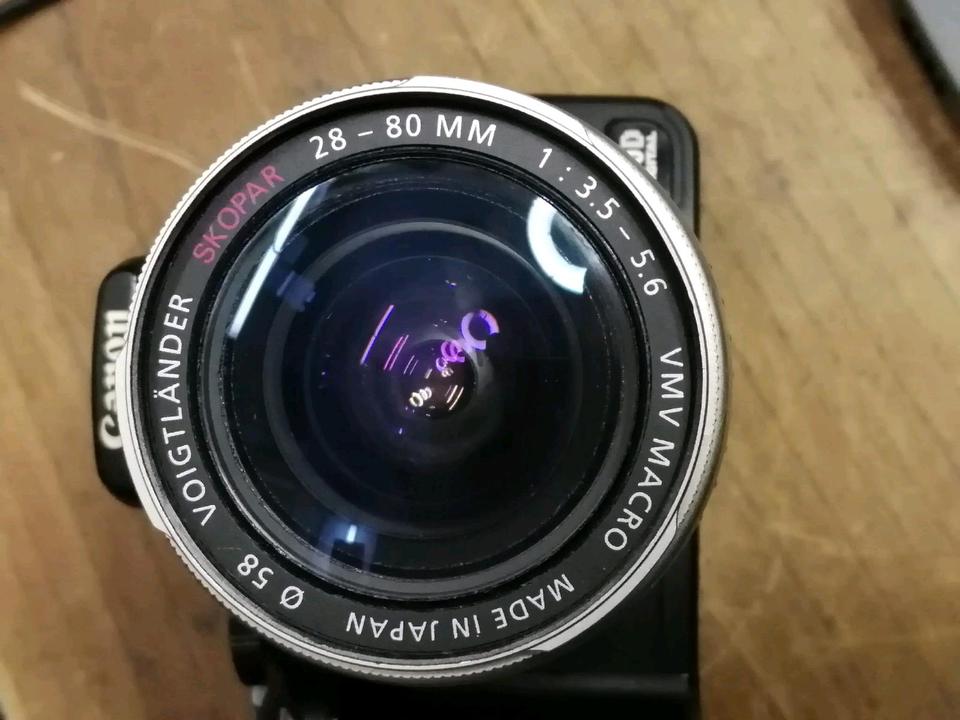 CANON EOS350 Da Digital, Digital-Kamera mit VOIGTLÄNDER Objektiv!