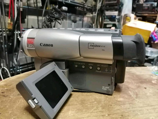 CANON ES820V, Videocamera Hi8 und Video 8 mit Zubehör!!!