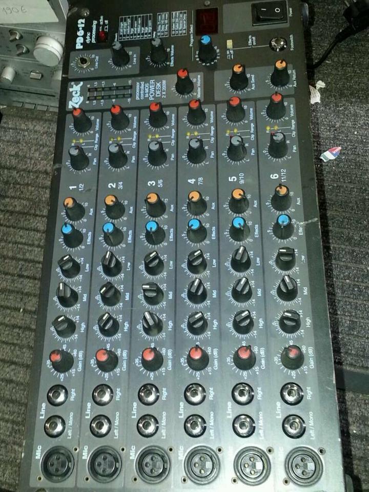 PD 6-12 Stereo Power Mixer; 12 Kanäle