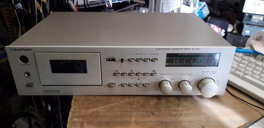 BLAUPUNKT Typ: XC-240, Cassetten-Deck, etwas DEFEKT!!