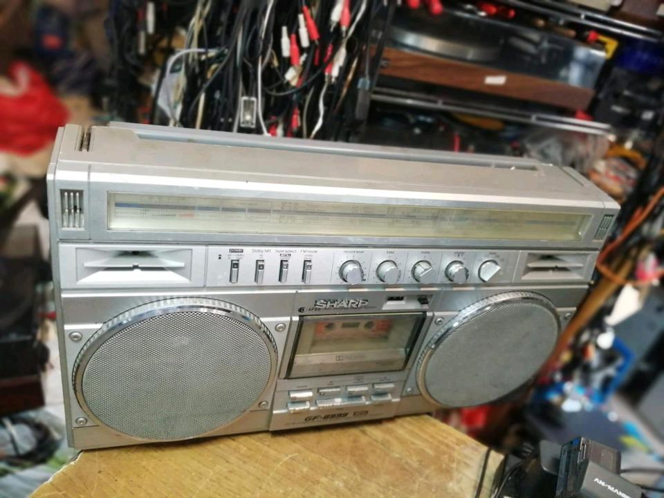 SHARP GF-8989, Radio-Cassetten-Recorder, etwas DEFEKT!!