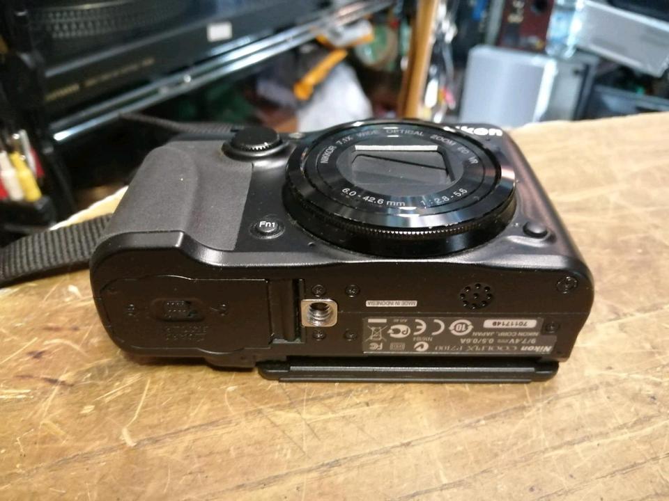 NIKON COOLPIX P7100, Digital-Kamera mit Zubehör!!