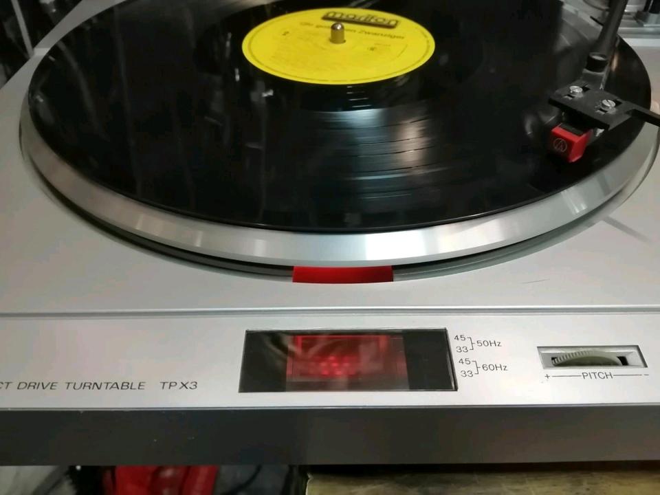 SANYO TP X3, Plattenspieler + AUDIO-TECHNICA Nadelsystem!!