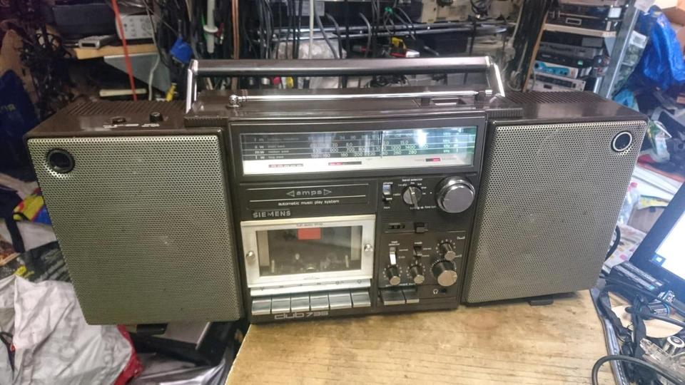 SIEMENS CLUB 735, Radio-Cassetten-Recorder, etwas DEFEKT!!