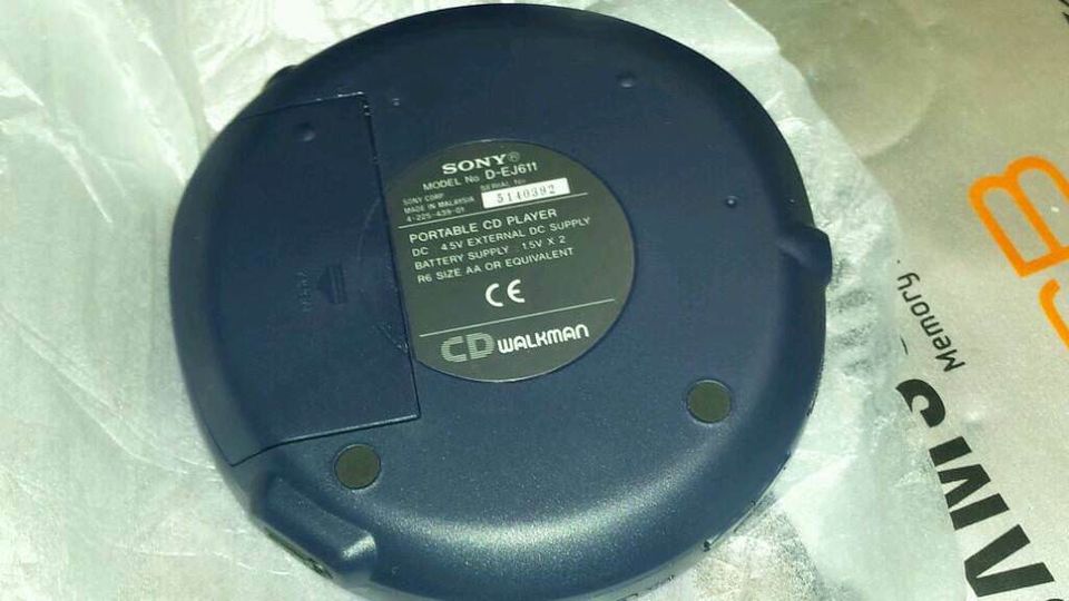 SONY D-EJ 611 CD-Walkman; NEU & OVP, Farbe: blau