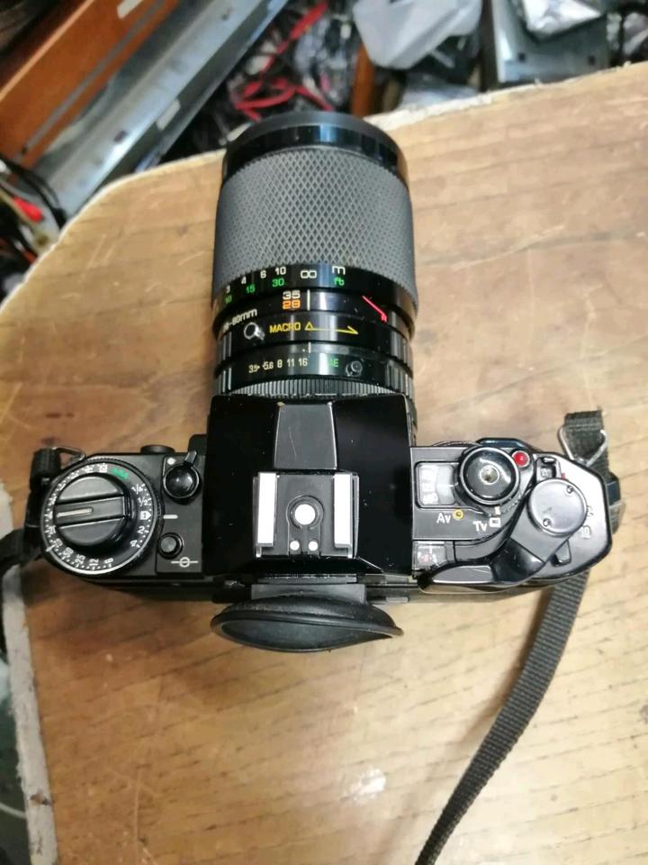 CANON A-1, Analog-Kamera + SOLIGOR Objektiv + B+W Linse!!