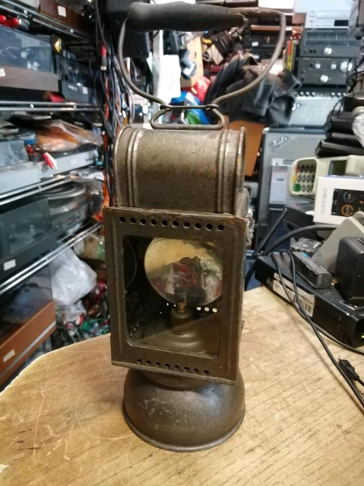 KARBITLAMPE F. F. A. Schulze Berlin (D. R.) NICHT GETESTET!!!