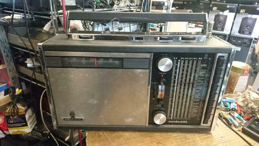 GRUNDIG Transistor 5000 Satellit, Radio