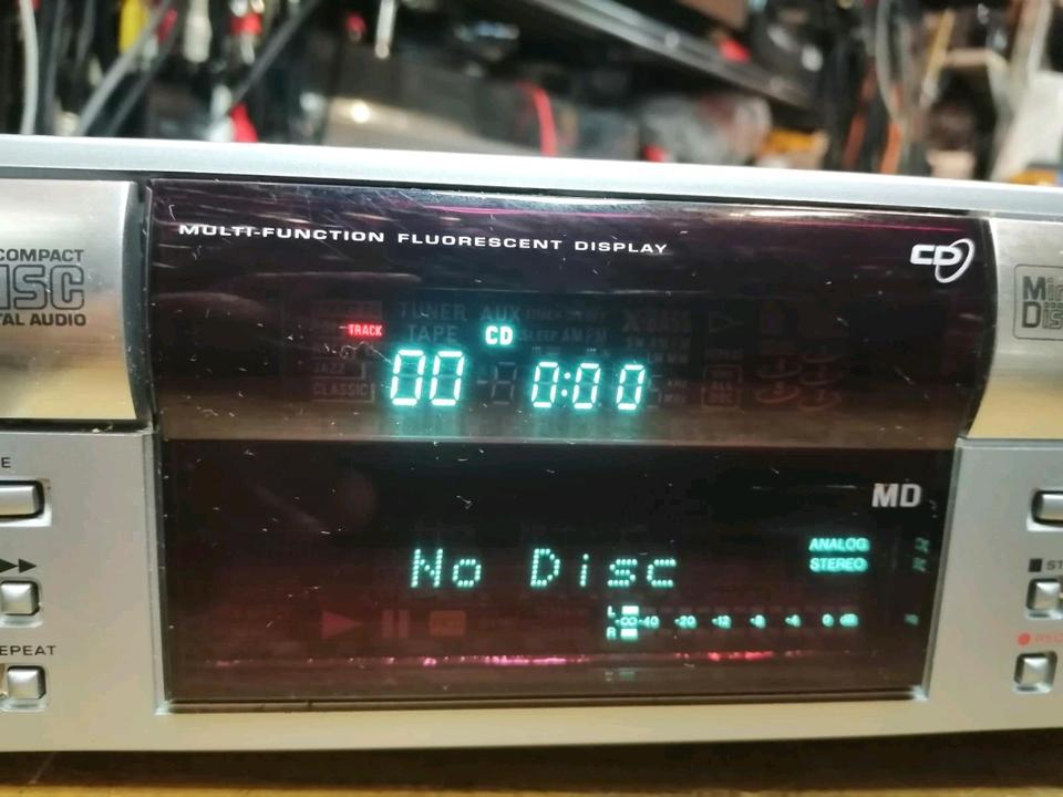UNIVERSUM MD1097, CD-Player + MD-Recorder, guter Zustand!!