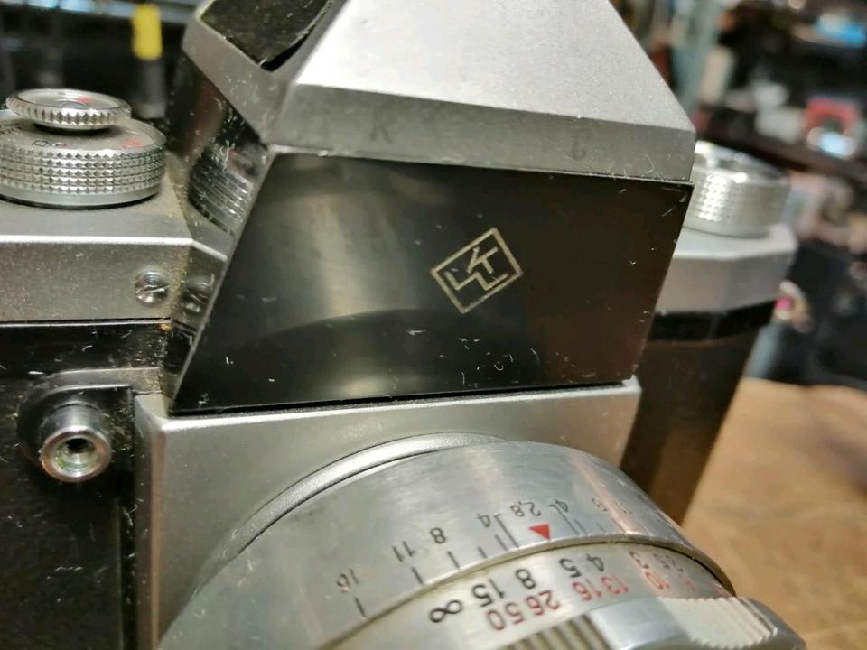 PRAKTICA IVKV, Analog-Kamera he TESSAR Objektiv, guter Zustand!!