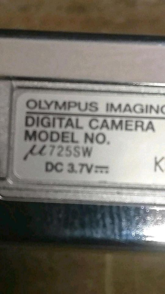 OLYMPUS M725 SW, Digital-Kamera mit Zubehör!!