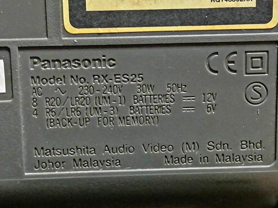 PANASONIC RX-ES25, Radio-Cassetten-Recorder mit CD, etwas DEFEKT!