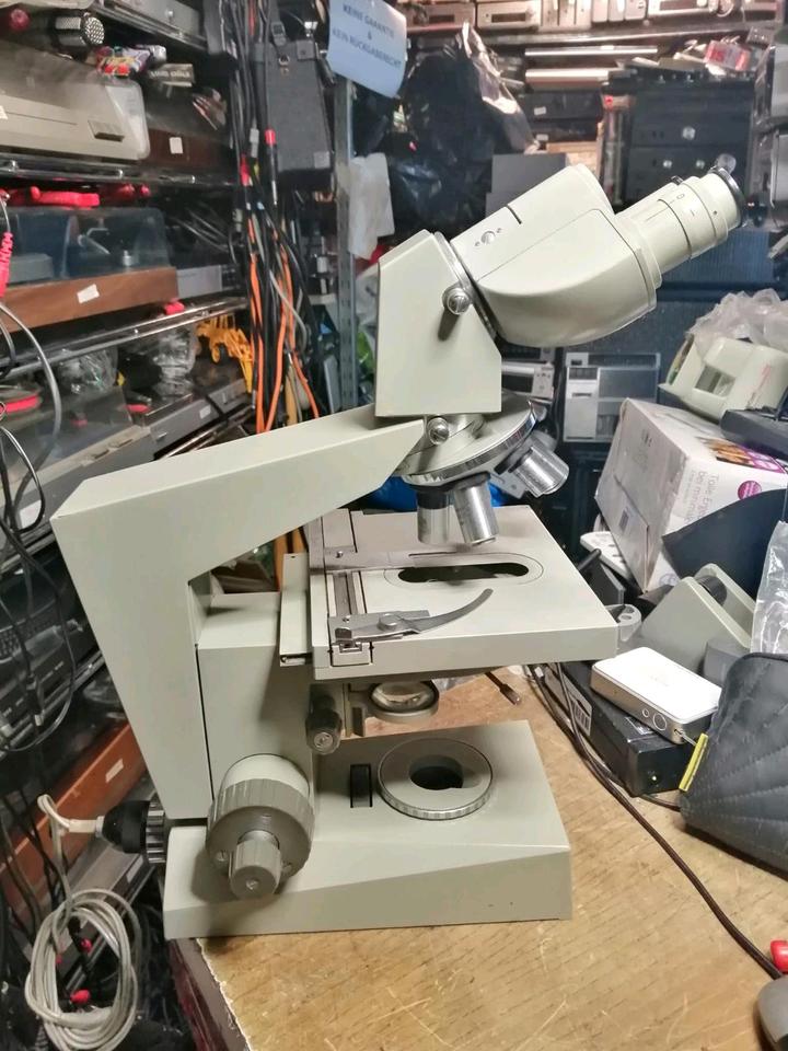 Mikroskop Carl Zeiss Jena, NICHT GETESTET!! Das Gerät