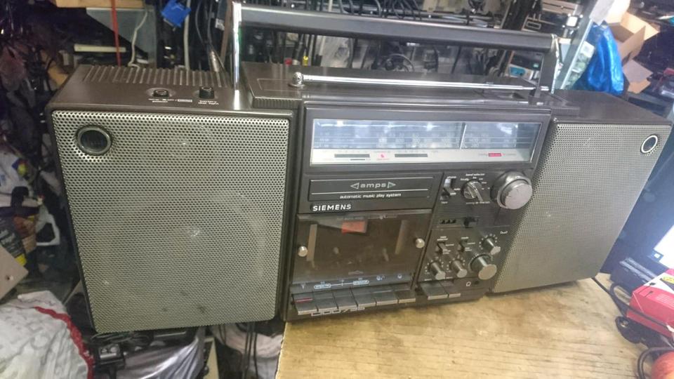 SIEMENS Club 736, Radio-Cassetten-Recorder, DEFEKT!!