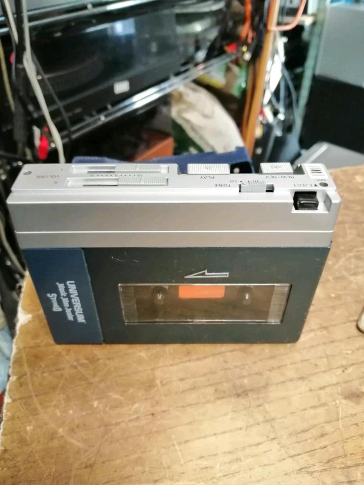 UNIVERSUM CT3121 St, Walkman OHNE Adapter!!