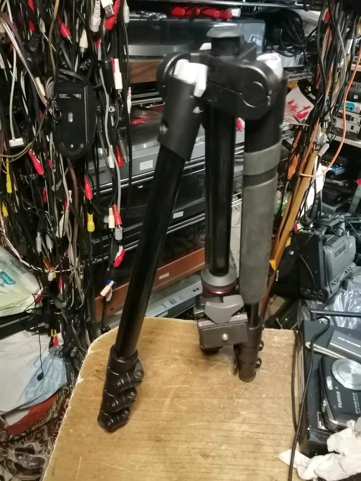 MANFROTTO befree MKBFRA4-BH, Stativ für Kameras!!