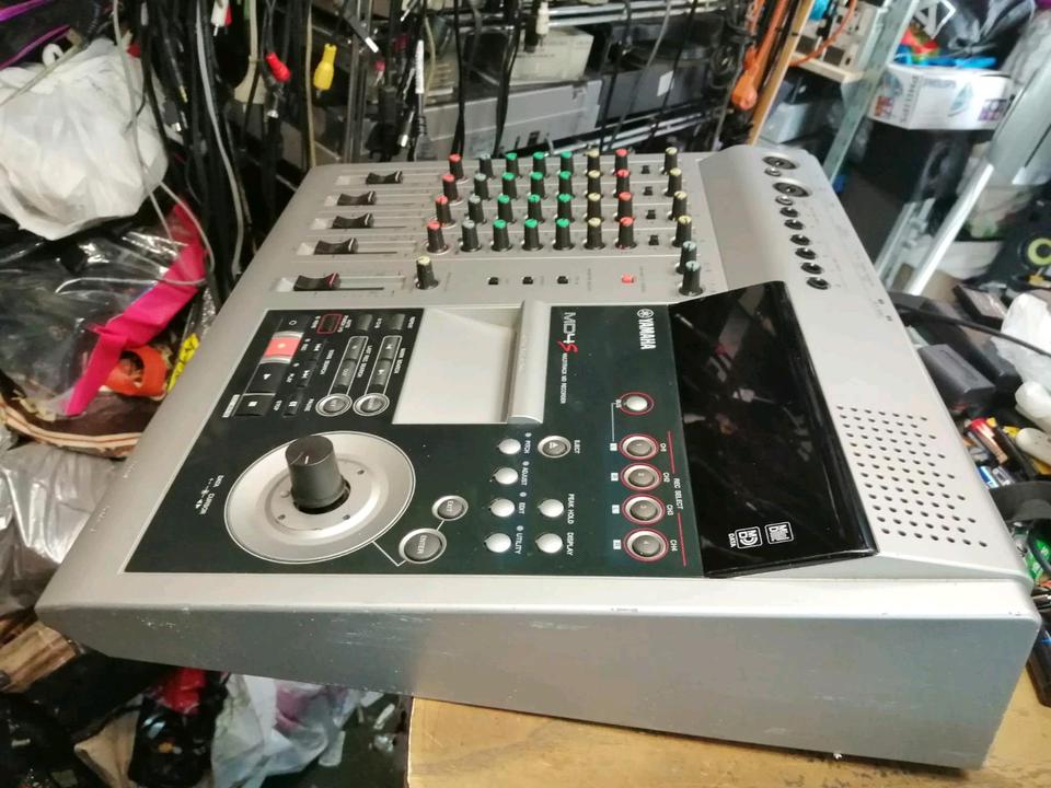 YAMAHA MD4S Multitrack MD Recorder/Mixer mit Minidisc!